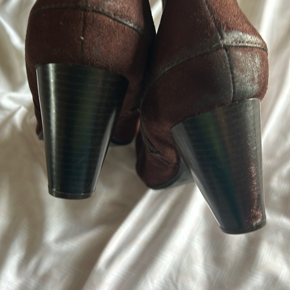 Predictions Brown Fabric Heeled Knee Boots - 11 - Picture 5 of 6